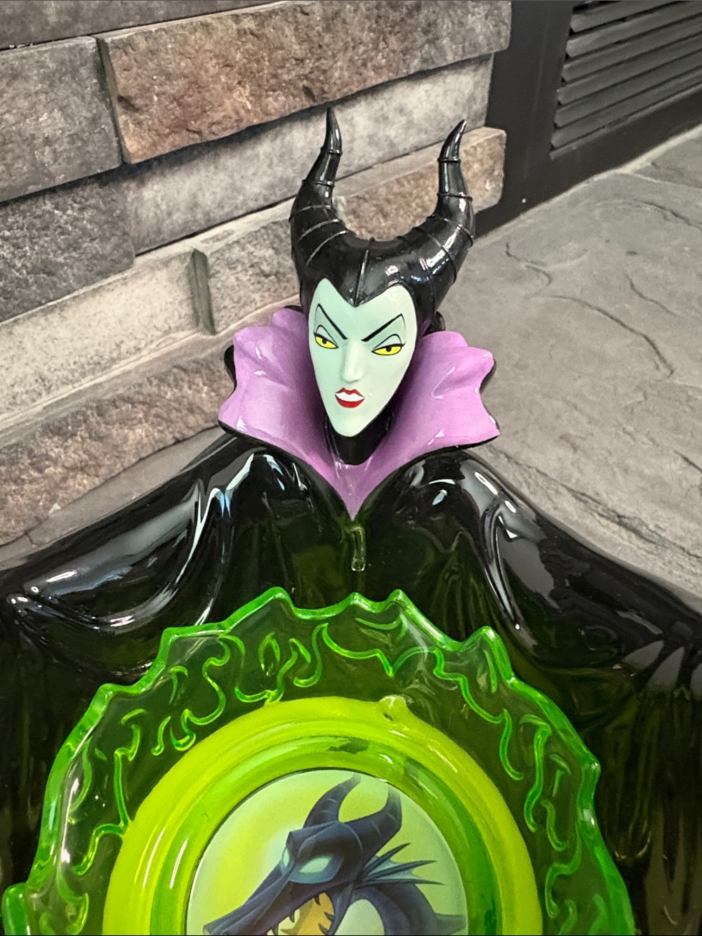 Scentsy Disney Maleficent Wax Warmer - Picture 7 of 8